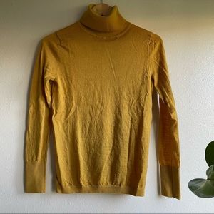 Banana Republic Mustard Yellow Turtleneck Sweater - 100% Merino Wool - Size S